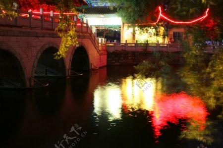 翠湖夜景图片