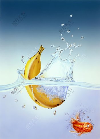 水中香蕉图片