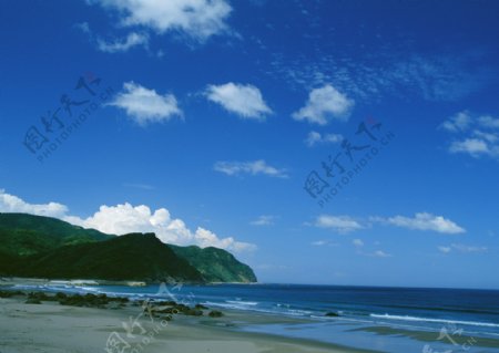 蓝色天空海南沙滩风光图片壁纸风景