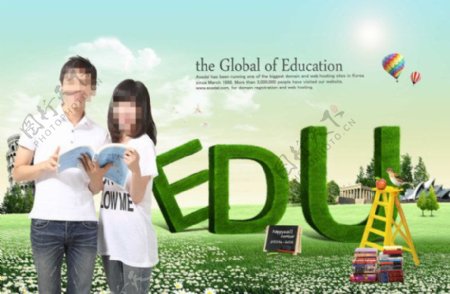 绿色英文和看书的学生