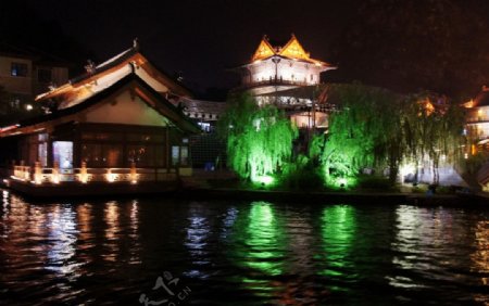 两江四湖夜色图片
