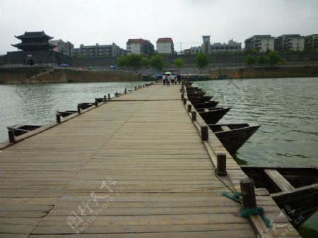 赣州古浮桥图片