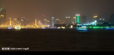 海印桥之夜图片