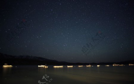 星空湖图片
