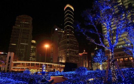 上海IFC大厦夜景图片