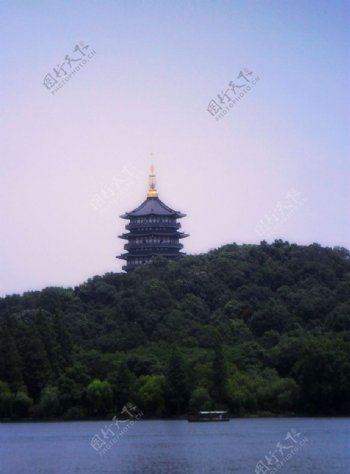 雷峰塔图片