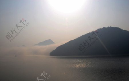 临安青山湖风景图片