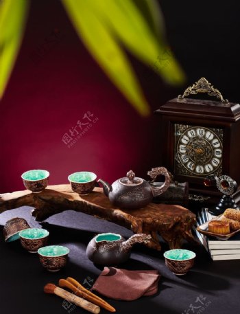金龙浮雕茶具图片