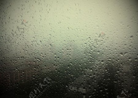 雨滴素材图片