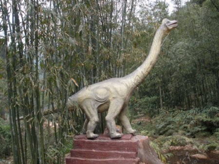 自贡燎原彩灯仿真恐龙恐龙化石图片