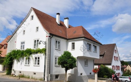 瑞士郊区的特色房子图片