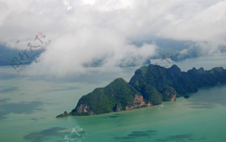 泰国普吉岛攀牙湾俯瞰图片