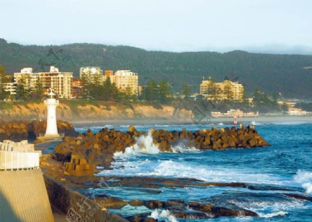 澳洲海边的灯塔与小镇图片
