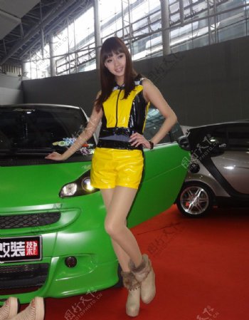 2012广州改装车展车模图片