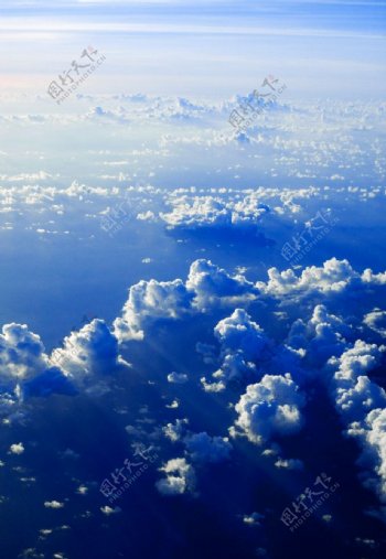 南國之雲图片