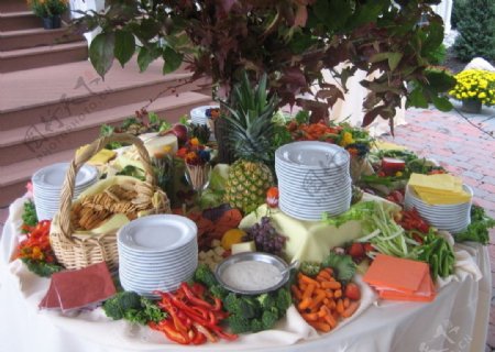 自助餐陈列自选顾客食物瓜果水果蔬果沙拉沙律酒店图片