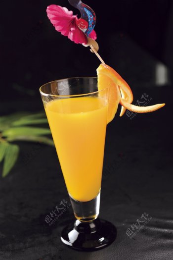鲜榨柳橙汁图片