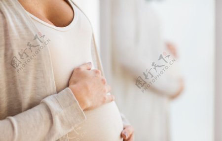 怀孕的孕妇美女