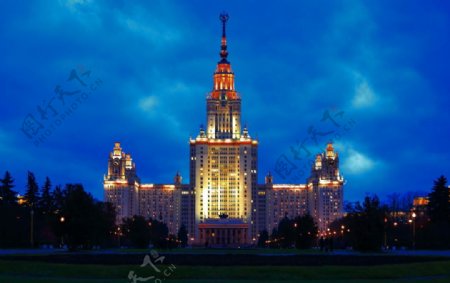 莫斯科大学夜景