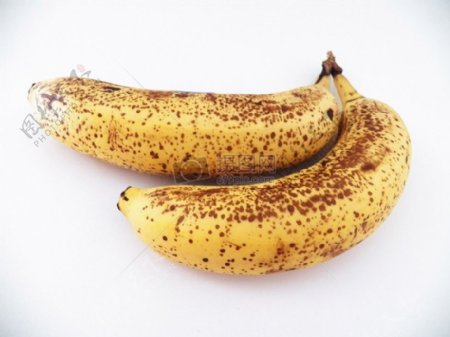 两根成熟的香蕉