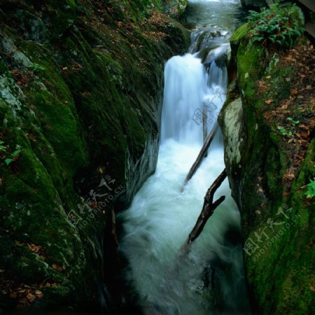 峡谷瀑布自然景观图片