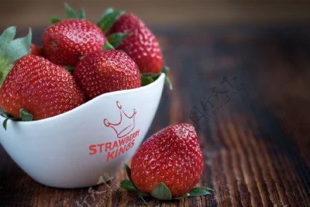 草莓模型样机