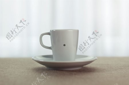 白色咖啡杯智能贴图样机