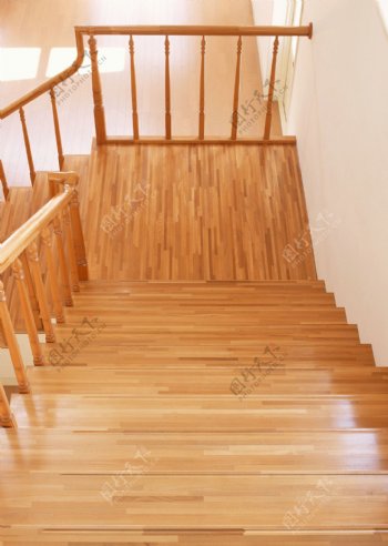 室内楼梯阶梯设计图片