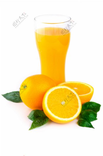 新鲜橙子与橙汁图片