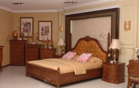 木头卧室床