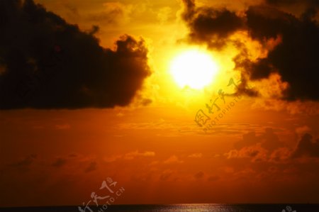 唯美海滩日落图片