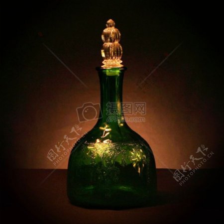 绿色的玻璃瓶