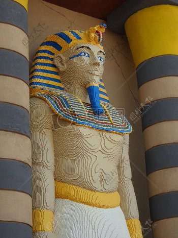 神秘的埃及法老雕像