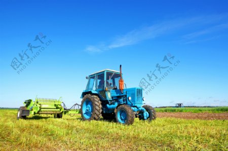 农地机械耕作