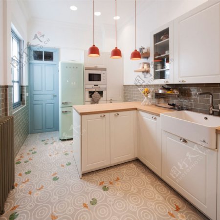 小户型欧式现代创意厨房地砖装修效果图