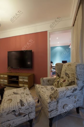 时尚室内客厅沙发电视背景墙效果图