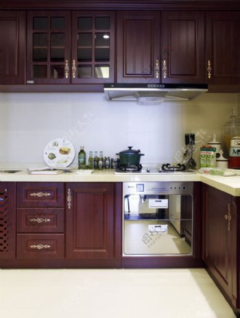 新古典厨房实木整体橱柜装修图