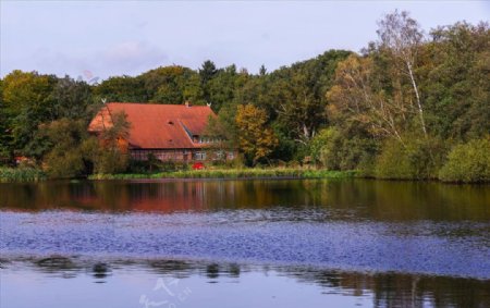 德国湖泊房屋森林