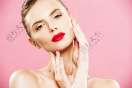 美女化妆品广告海报背景照片