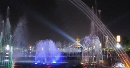 陕西西安大雁塔喷泉夜景