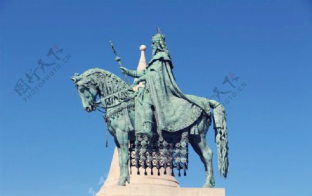 伊什特万一世骑马铜像