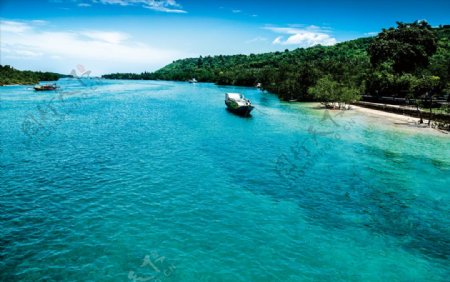 巴厘岛旅游蓝梦岛