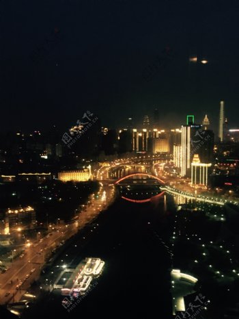 天津之眼下的夜景