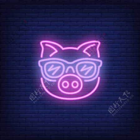 可爱的卡通粉红猪太阳镜霓虹灯元素