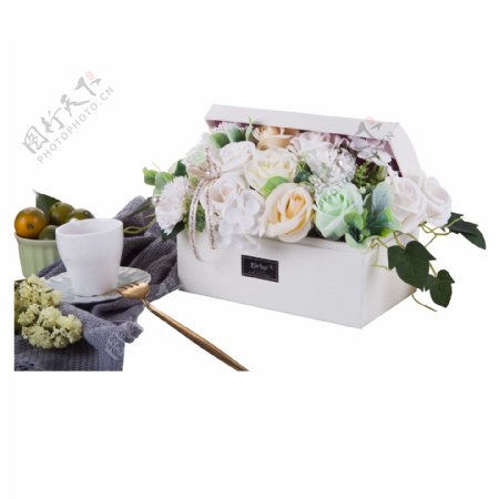 节日礼品白色花盒