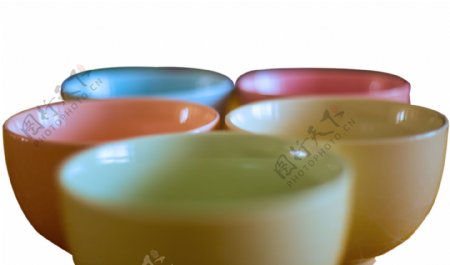 实物摄影图彩色的碗免扣元素