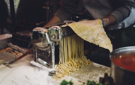 新鲜的自制意大利面食品摄影