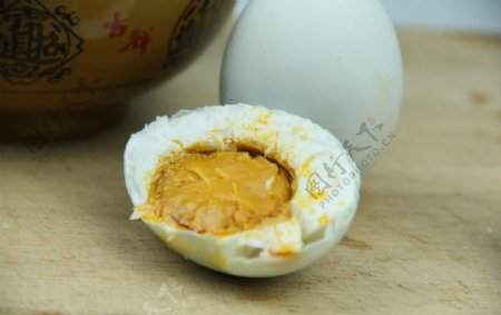 海鸭蛋蛋黄流油鸭蛋