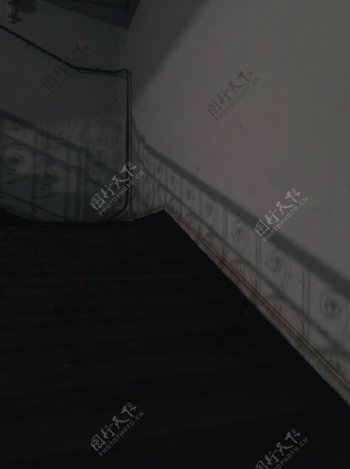 楼梯夜晚黑白艺术背景