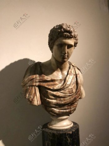古罗马帝雕塑图片